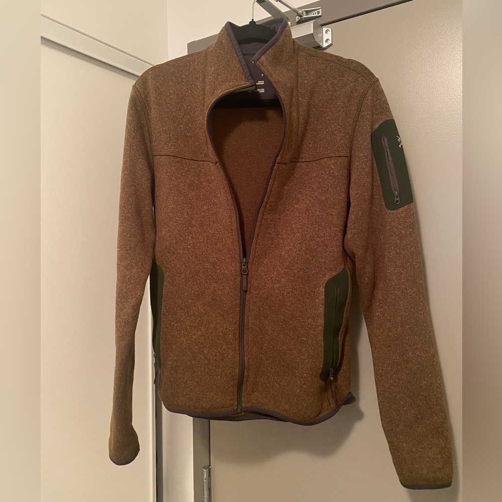 Mens Arcteryx Covert Cardigan Heathered Olive Green Fullzip Fleece size Small
